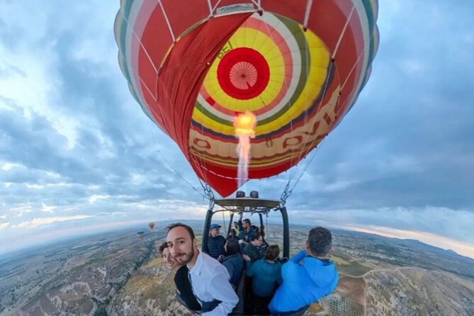 Cat Valley Balloon Flight Tour in Cappadocia - Key Points