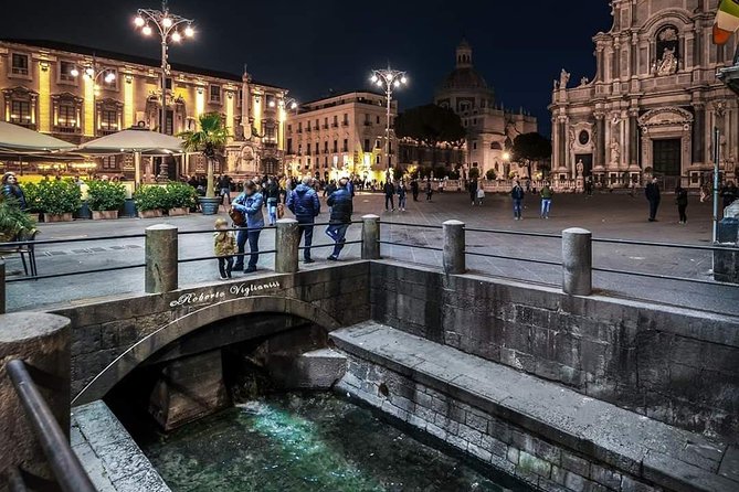 Catania Cathedral, Via Etnea & Caltagirone - Shopping and Dining Along Via Etnea