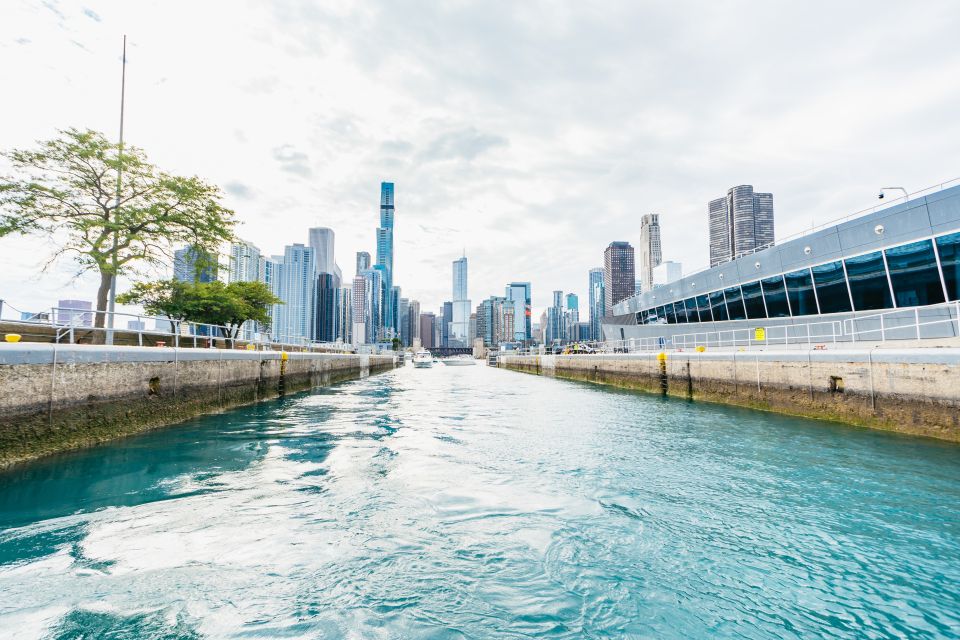 Chicago: 1.5-Hour Lake and River Architecture Cruise - Inclusions