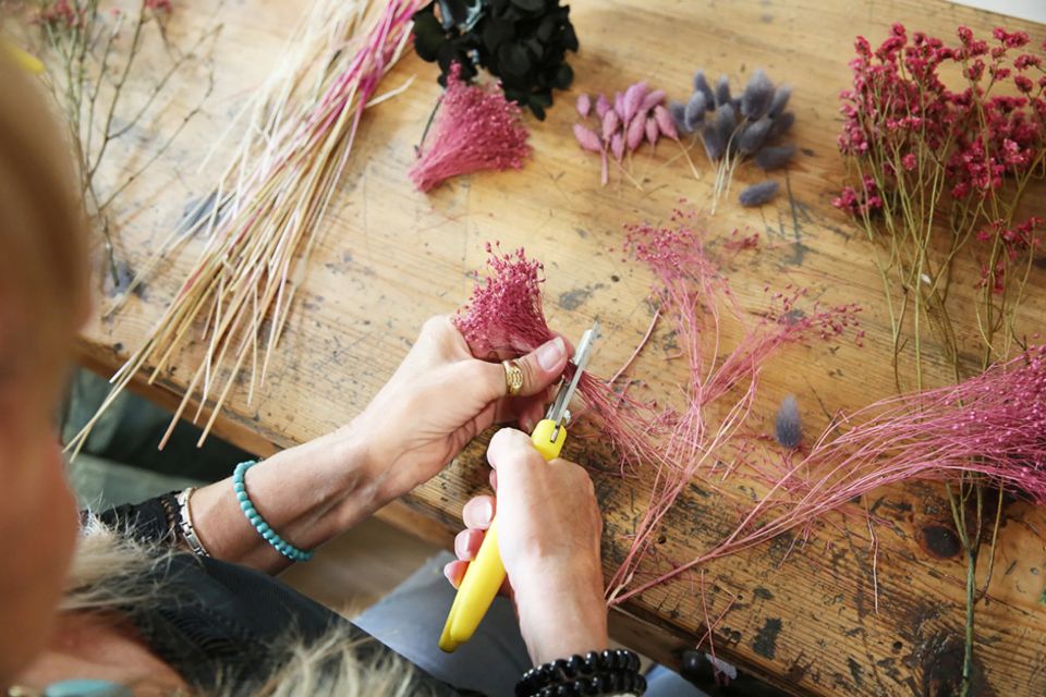 Create Your Dried Flower Wreath Workshop In Paris - Location Details