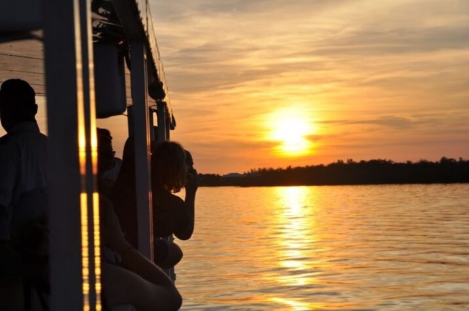 Crystal River: Kings Bay Manatee Sunset Cruise - Cruise Route and Wildlife Spotting