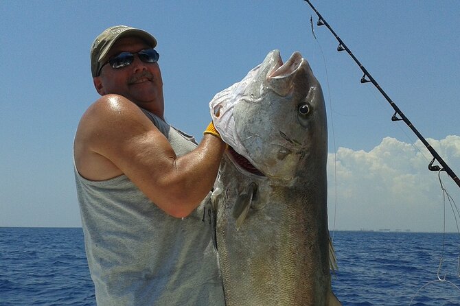 Deep Sea Fishing Charters in Fort Lauderdale Aboard 52 Hatteras - Expectations and Accessibility