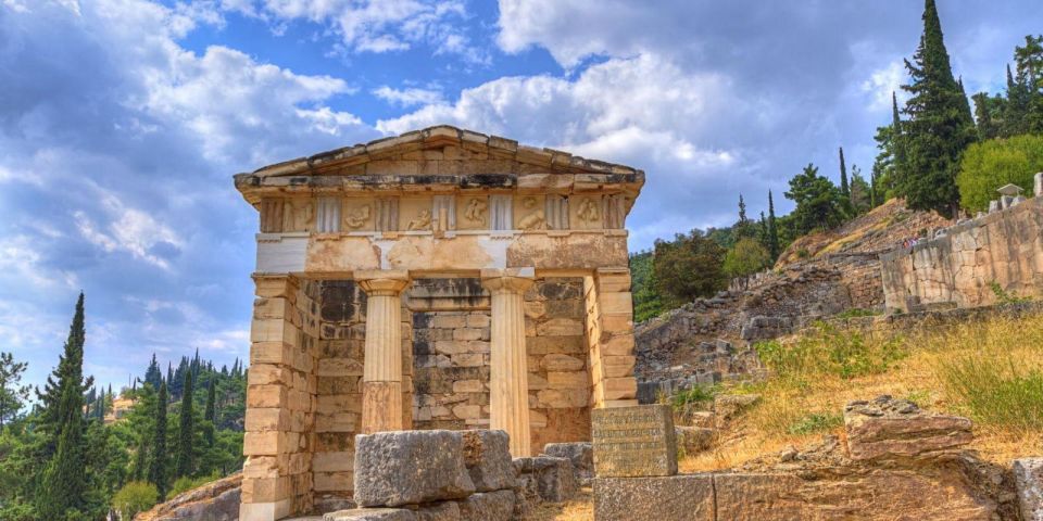 Delphi and Monastery of Hosios Loukas Family Day Tour - Important Information