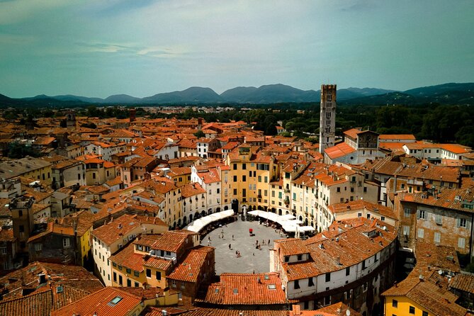 Discover Lucca and Pisa and Enjoy Buccellato Cake: Full Day Tour - Sightseeing in Pisa