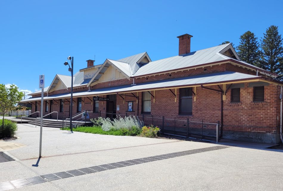 Discover Victor Harbor Guided Walking Tour - Customer Reviews