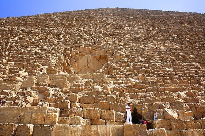 Dream Tour to Giza Pyramids, Sphinx, Sakkara & Memphis - Common questions