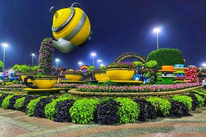 Dubai Miracle Garden - Seasonal Events and Special Features