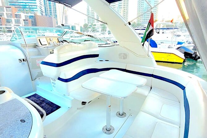 Dubai: Private Yacht Cruise on a 34 Ft Yacht - Common questions