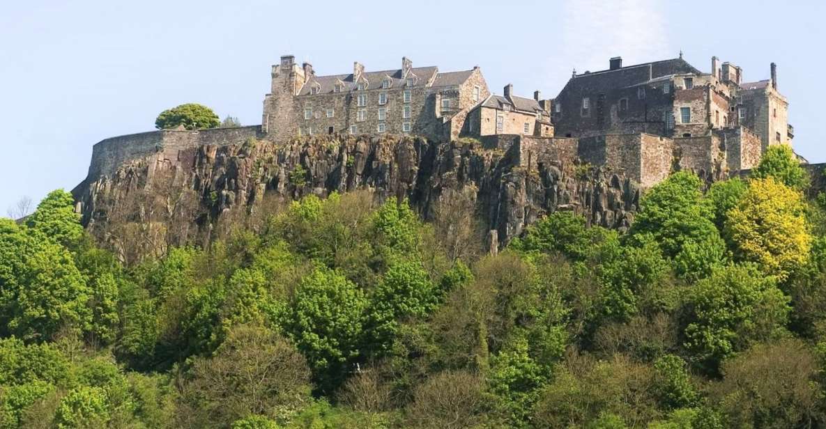 Edinburgh: Stirling Castle, Loch Lomond Walk & Whisky Tour - Review Summary