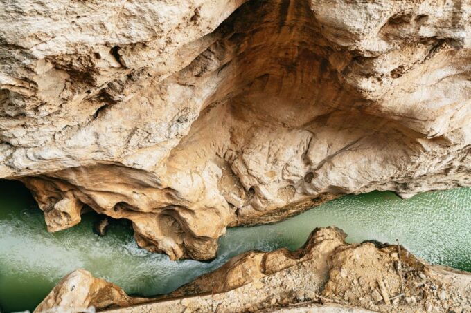 El Chorro: Caminito Del Rey Guided Tour With Shuttle Bus - Hiking Experience