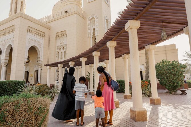 Emirati Hospitality Experience & Old Dubai Bus Tour Heritage Express - Landmarks and Traditions Explored