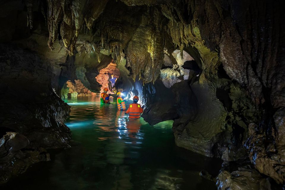 Exploring Cha Loi Cave in 1 Day - Additional Information
