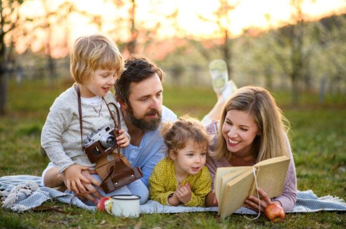 Family Joy in Paris Walking Tour - Inclusions