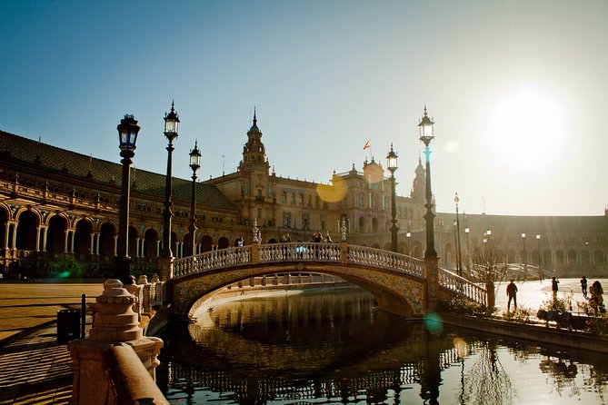 Family Tour in Seville . Private - Booking Platform