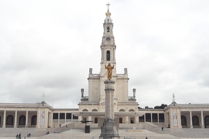 Fátima, Batalha, Nazaré and Óbidos Day Tour - Scenic Locations Along the Route