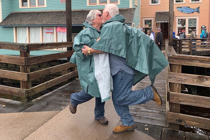 Fish Tales & Ales - 90 Minute Historical Walking Tour of Fishing Fleet and Bars - Small-Group Experience