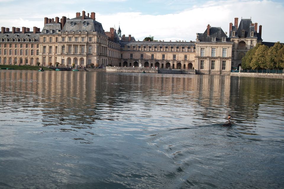 Fontainebleau: Fontainebleau Palace Private Guided Tour - Detailed Description