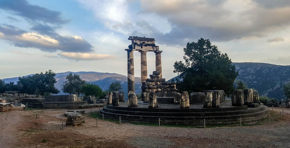 From Athens: Delphi Full Day V.R. Audio Guided Tour - Itinerary Highlights