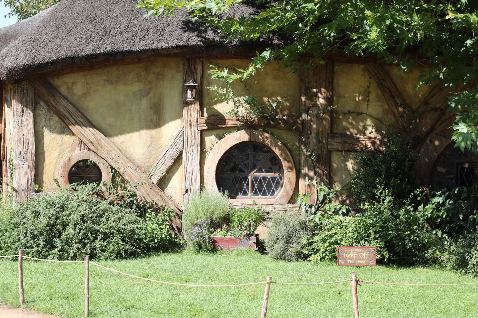From Auckland: Hobbiton Afternoon Tour - Tour Highlights