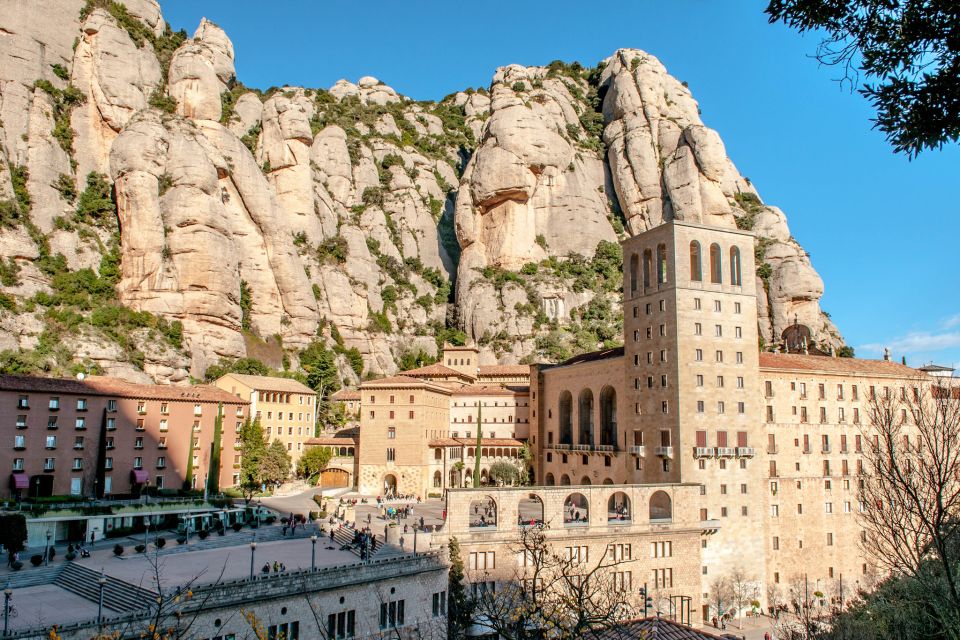 From Barcelona: Full-Day Montserrat & Wine Small Group Tour - Meeting Point & Reviews