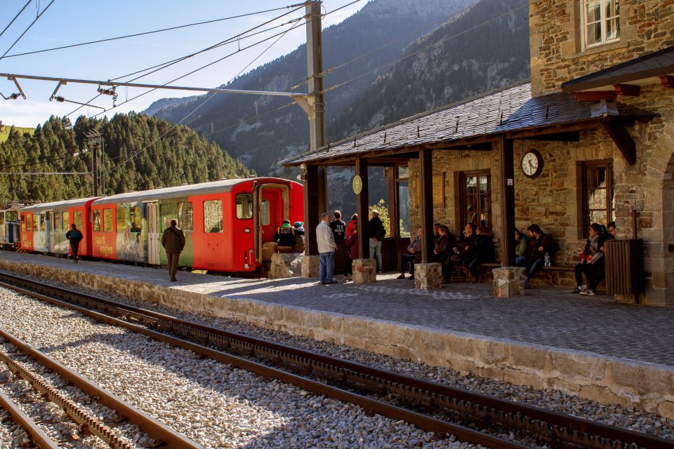 From Barcelona: Pyrenees Mountains Day Tour - Meeting Point Information