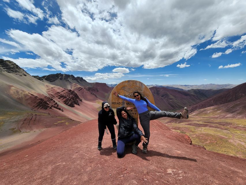 From Cusco: Rainbow Mountain and Red Valley Full-Day Tour - Tour Guide Experience