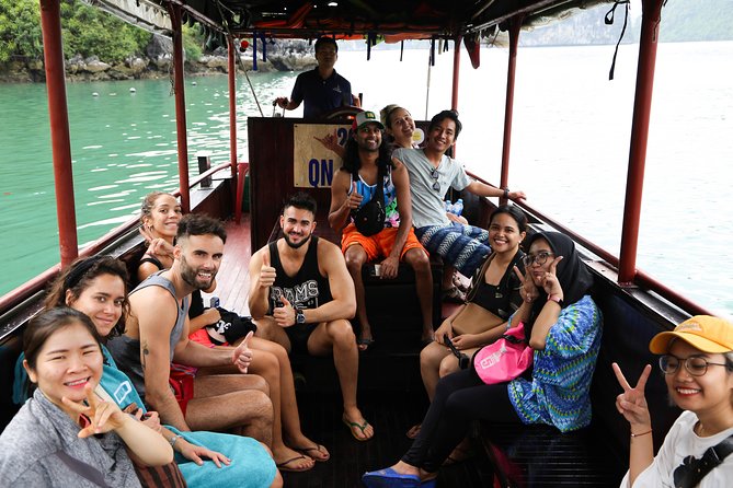 From Hanoi: 2D1N Ha Long Bay Deluxe Cruise With Bus Limousine - Accommodation and Onboard Facilities
