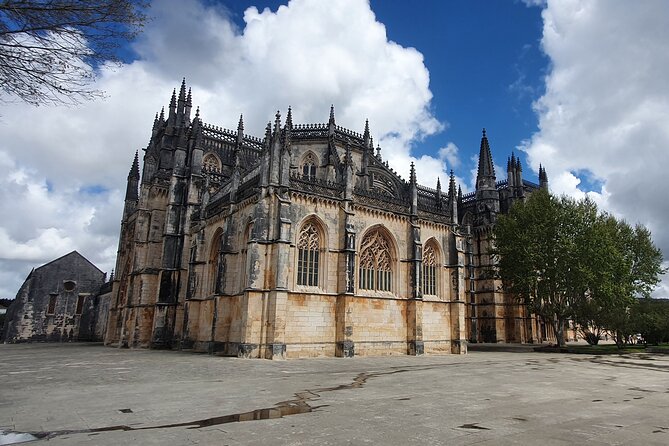 From Lisbon: Fátima, Nazaré, Óbidos & Batalha Small-Group Tour - Additional Details