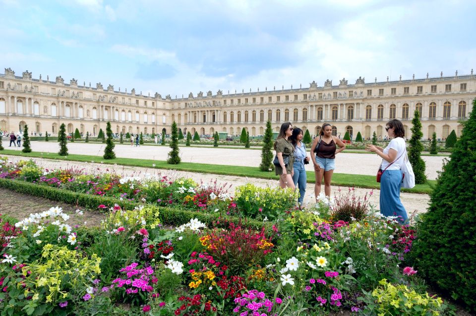 From Paris: Versailles Palace And Garden Small Group Tour - Tour Inclusions