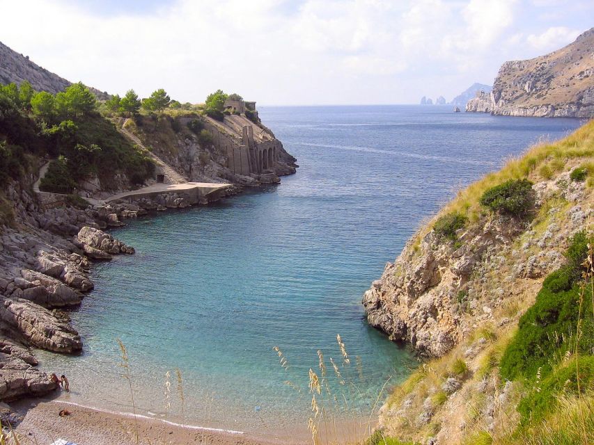 From Positano: Calypso Boat Tour With Aperitif and Snacks - Itinerary