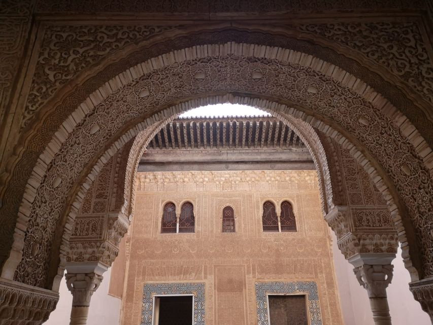 From Seville: Granada and Alhambra Full-Day Tour With Ticket - Customer Reviews and Ratings