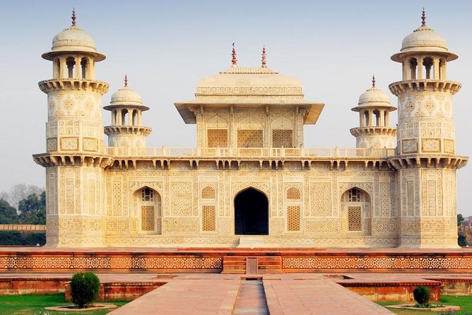 Full Day Agra Tour - Guide and Transportation Details