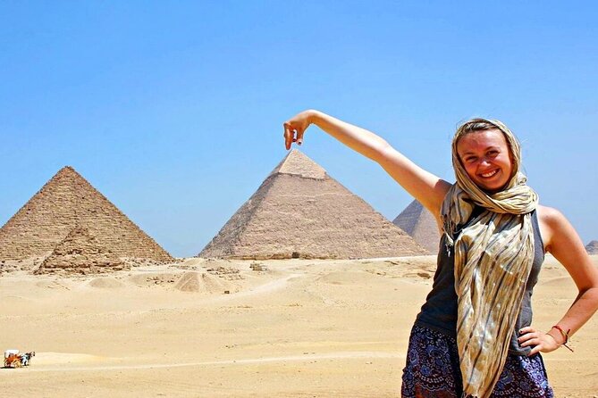 Full-Day Private Tour to Giza Pyramids and the Egyptian Museum - Tour Guide Details
