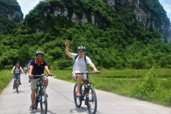 Full Day Trang An, Bich Dong Pagoda, Biking & Family Visit - Tour Inclusions