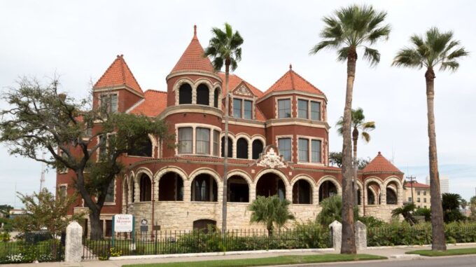 Galveston: Historic Galveston Ghost Tour - Inclusions and Benefits