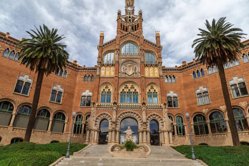 Gaudí Tour: Must-See Monuments & Hidden Gems of Modernism - Hidden Gems: Casa Amatller & Hospital De Sant Pau