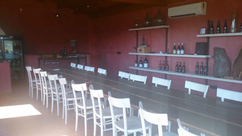 Girona: Local Wineries Tour With Breakfast and Wine Tasting - Meeting Point Information