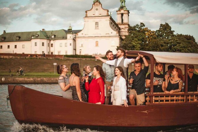 Gondola Cruise the Vistula River Krakow Private Tour up to 12 Person - Reviews Summary and Ratings