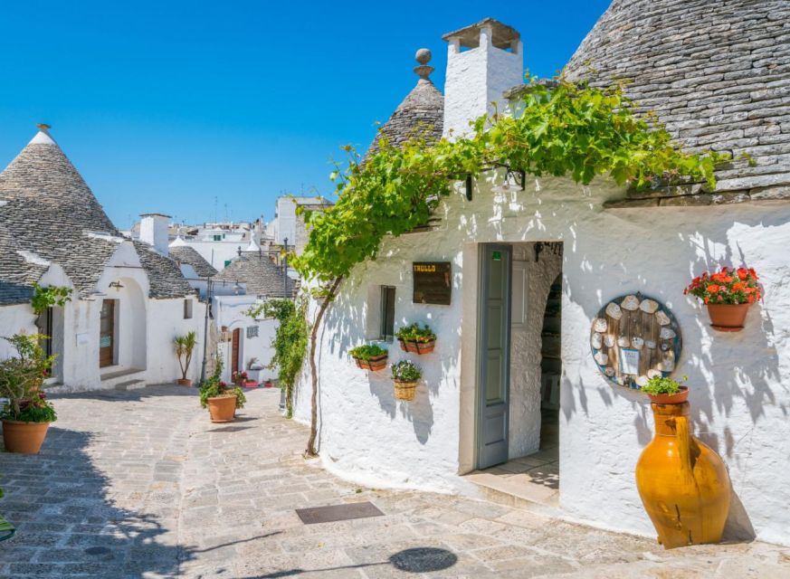 Guided Alberobello Walking Tour for Couples - Meeting Point and Directions