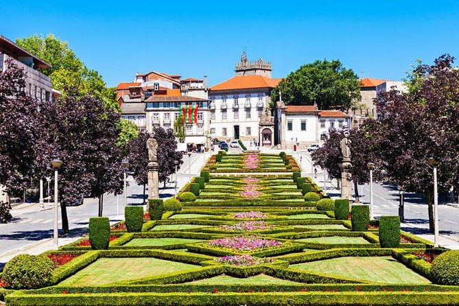 Guimaraes, The Perfect Trio: History, Food and Wine Tour - Local Guides and Expertise