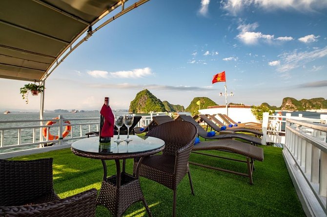 Ha Long Bay Tour in Middle 3 Star Cruise - Meeting Point Details