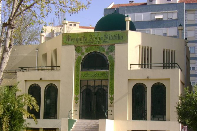 Halal Lisbon Private Tour With Muslim-friendly Lunch - Assistance and Inquiries