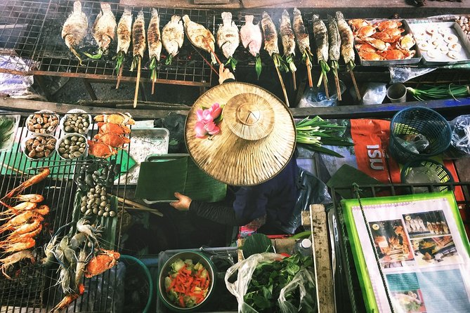 Half Day Tour to Explore Damnoen Saduak Floating Market - Boat Ride Experience