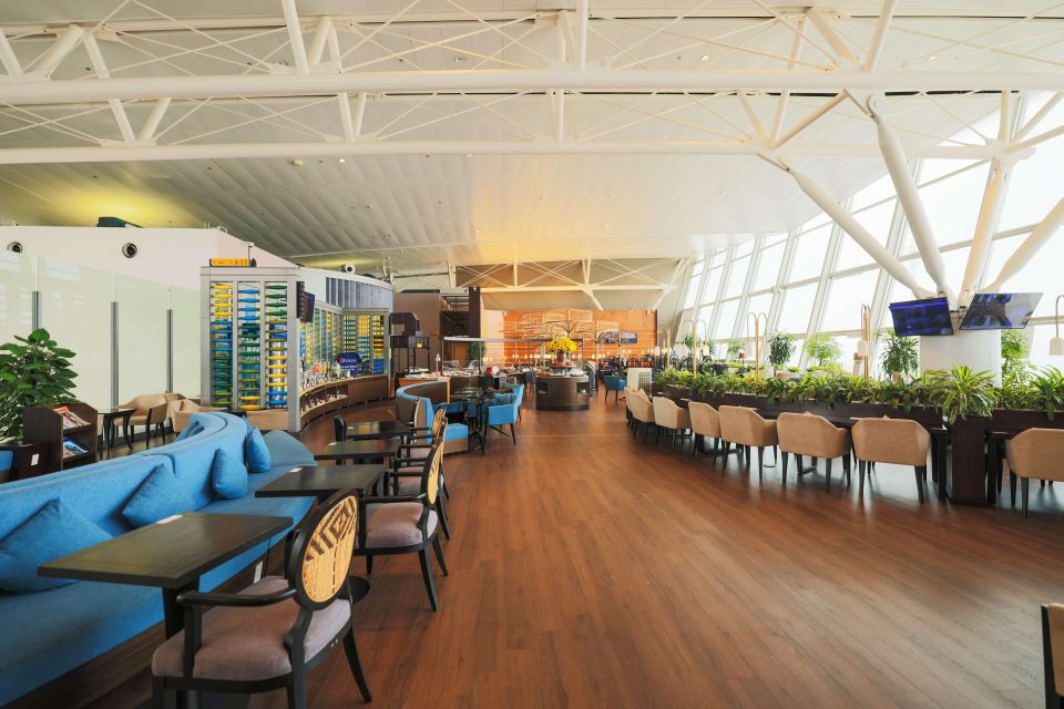 HAN Hanoi Airport: Song Hong Premium Lounge & Bar Terminal 2 - Full Description & Facilities