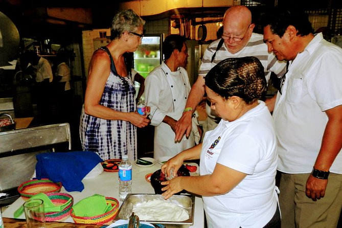 Hands ON - Mex Cooking Class Experience - City Market & Lunch - Chef-Guided Cooking