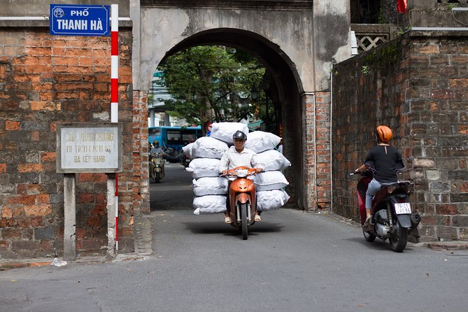 Hanoi by Dawn Photo Tour - Photo Gallery