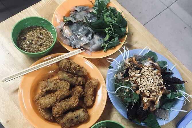 Hanoi Private Street Food Tour With Vegan and Gluten-Free Options - Customer Interaction