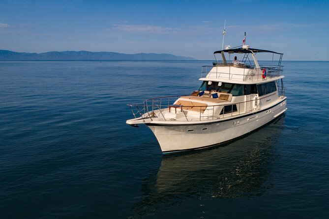 Hatteras 58-61 Luxury Yacht in Puerto Vallarta & Nuevo Nayarit - Reviews, Ratings, and Additional Information