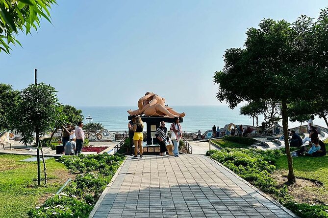 Highlights of Lima: Miraflores, Surquillo, Barranco & Chorrillos - Miraflores Boardwalk: Oceanfront Promenade