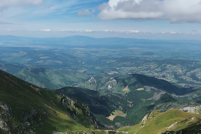 Hiking Adventure in the Tatra Mountains and Thermal Baths - Safety Tips: Enjoying Nature Responsibly